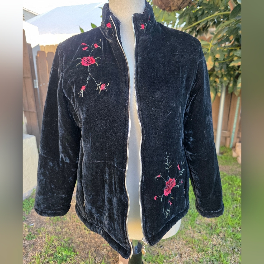 SISSI Vintage Velvet Bomber Jacket with Red Floral Embroidery